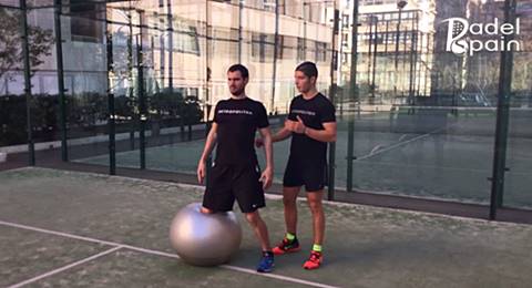 Empleamos el fitball para proseguir nuestra preparacin fsica