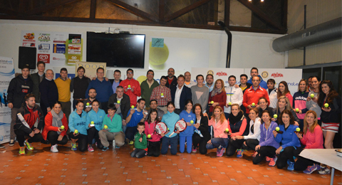 Pdel a beneficio de la Fundacin Aviva en Rotary Club Salamanca