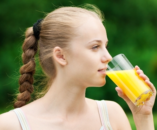 Los zumos de frutas fuente de hidratacin durante el verano 