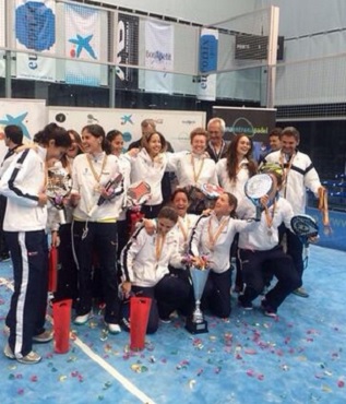 Las chicas del Real Club de Zaragoza de Tenis reinan en España