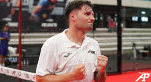 Daniel-Blanco-octavos-de-final-A1-Padel-Pontevedra-junio-2024-fuera