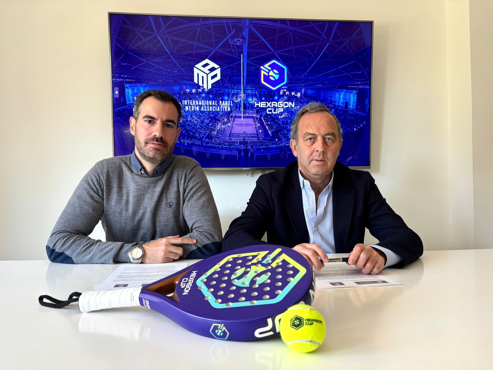Firma acuerdo colaboración IPMA y Hexagon 2025