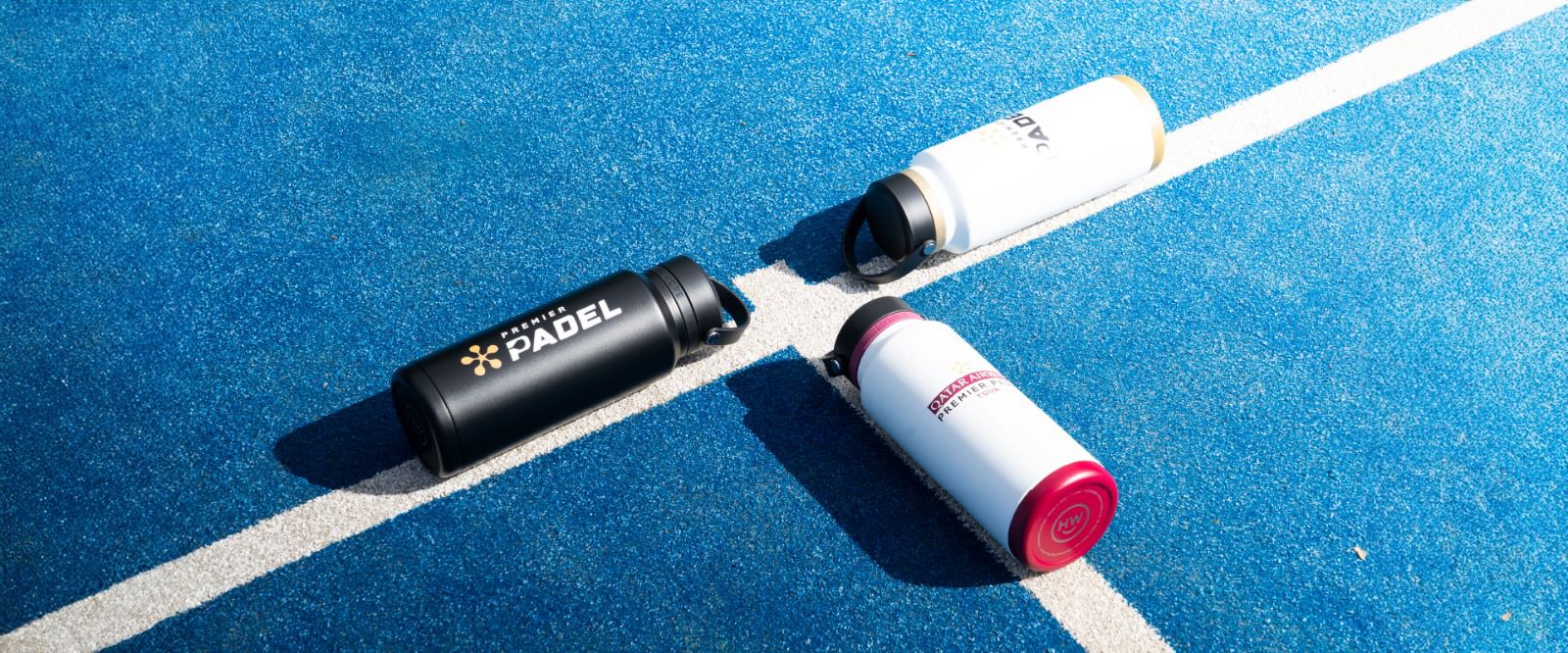 Acuerdo colaboración Hope World y Premier Padel botellas sostenibles 2025