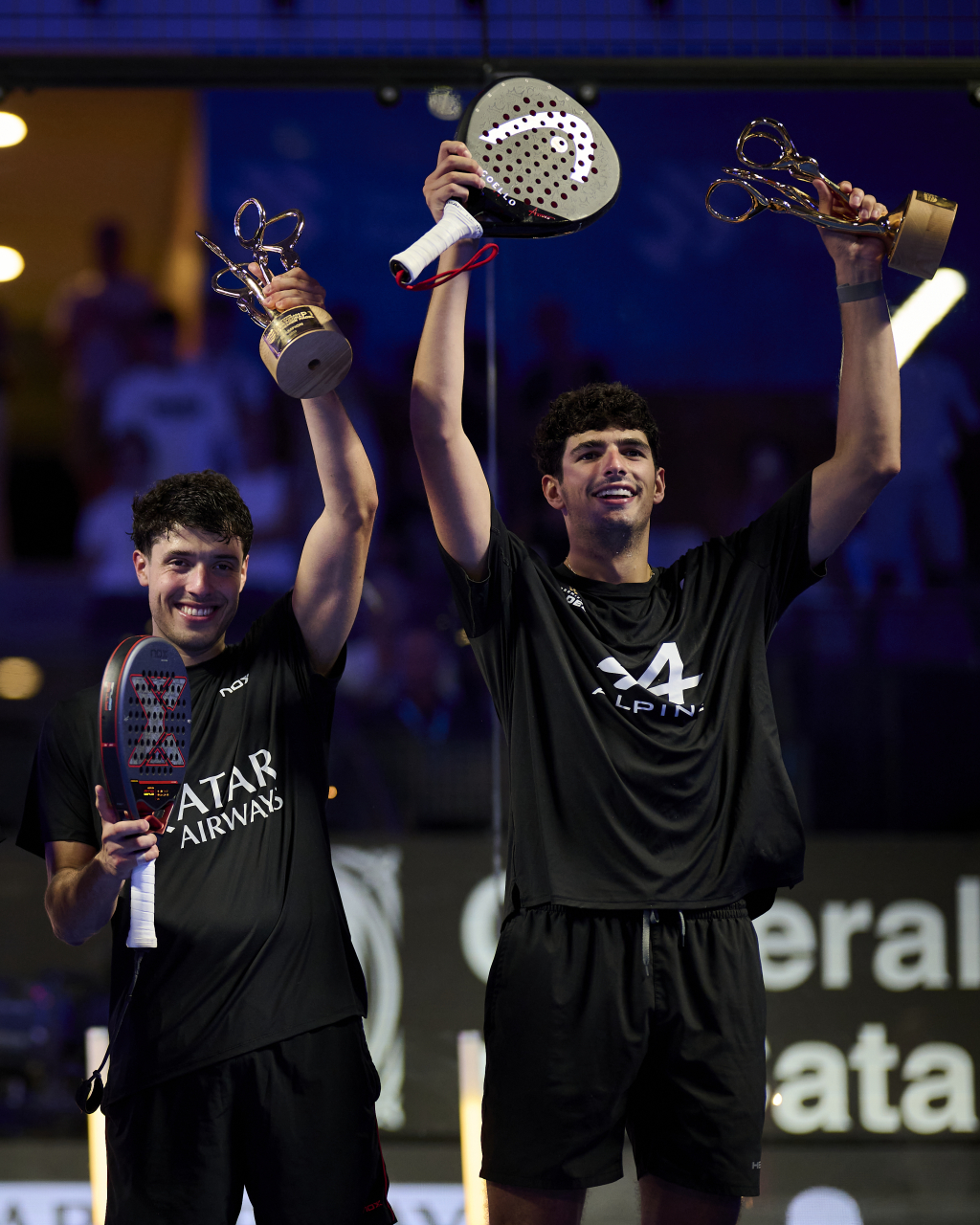 Tapia y Coello con el título de vencedores (Premier Padel)
