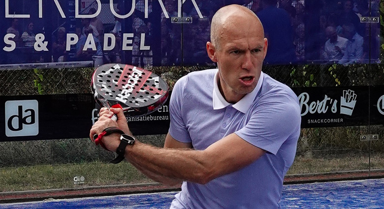 Arjen-Robben-futbolista-pádel-2025