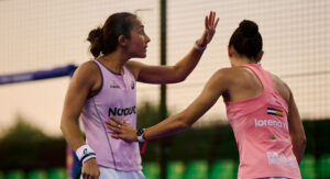 Jessica-Castelló-y-Lorena-Rufo-primera-ronda-cuadro-final-chicas-newgiza-2025
