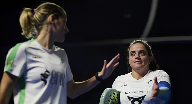 Ari Sánchez y Paula Josemaría victoria octavos Kuwait 2025