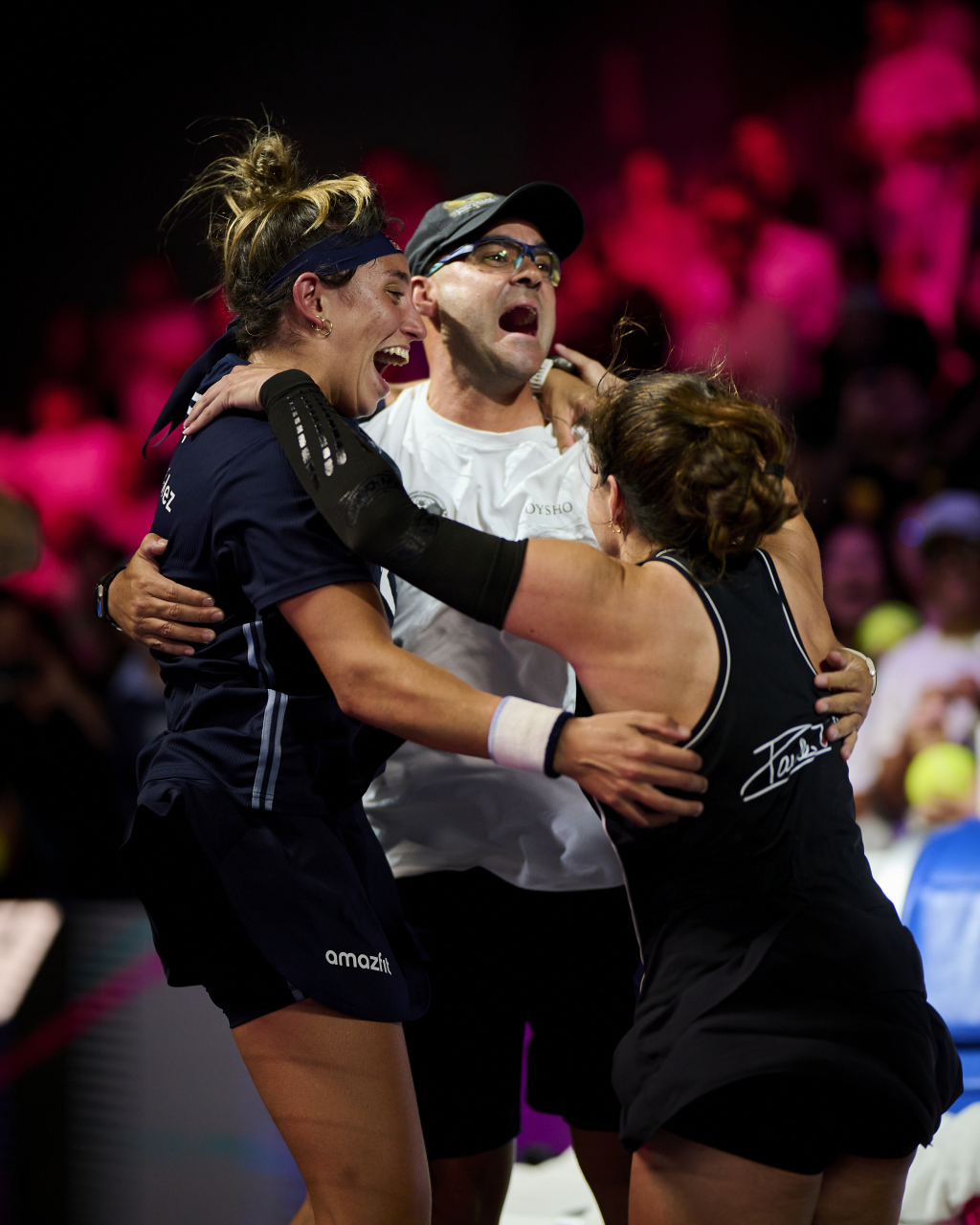 Bea y paula celebración del título en Miami 2026