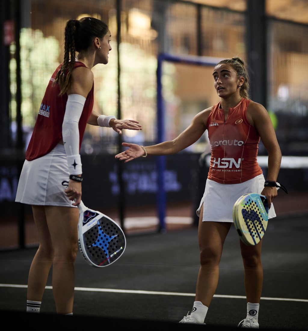 Tamara Icardo y Claudia Jensen en Bruselas 2026