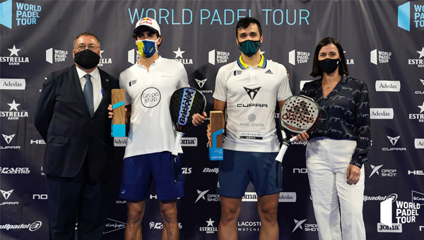 Entrega título Santander Open Ale Galán y Juan Lebrón