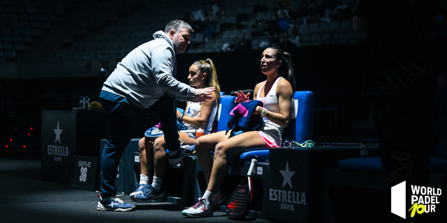 Banquillo Claudia Jensen y Vero Virseda cuadro final Master Final 2023 