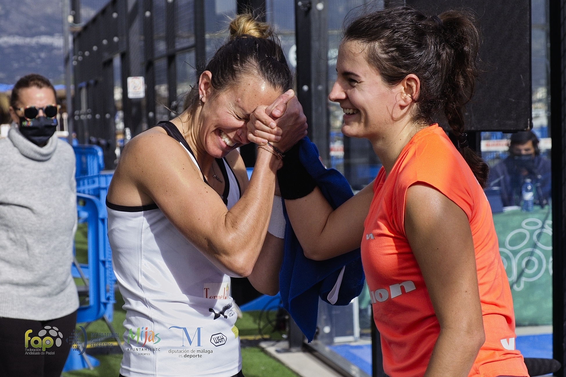 Carla Mesa y Bárbara Las Heras victoria FIP Mijas