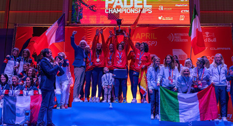 España mantiene su corona en mujeres: la selección triunfa en el Mundial Senior