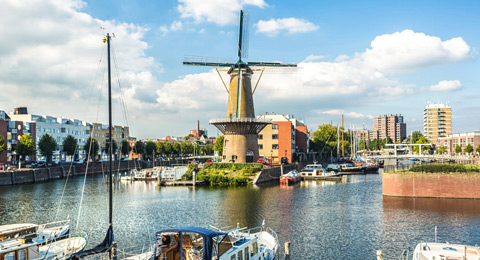 El IPE viaja a la modernidad de Rotterdam