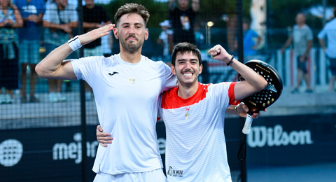 Mario Del Castillo y Miguel Benítez: una vida extra en Italia con un triunfo inesperado