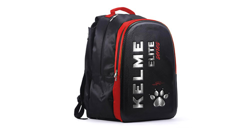 Kelme presenta su nueva línea de mochilas: comodidad y espacio para todos tus accesorios